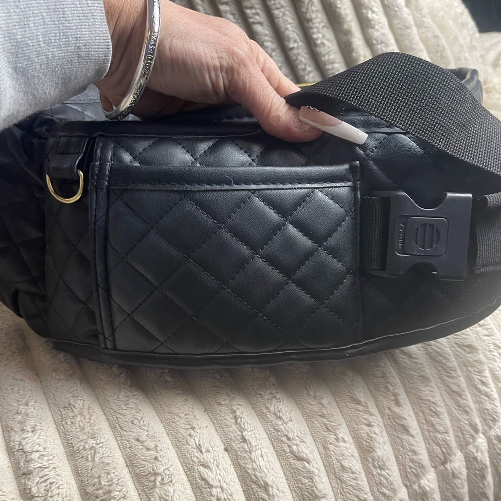 Tushbaby Quilted Black Baby Bag - Picture 7 of 10